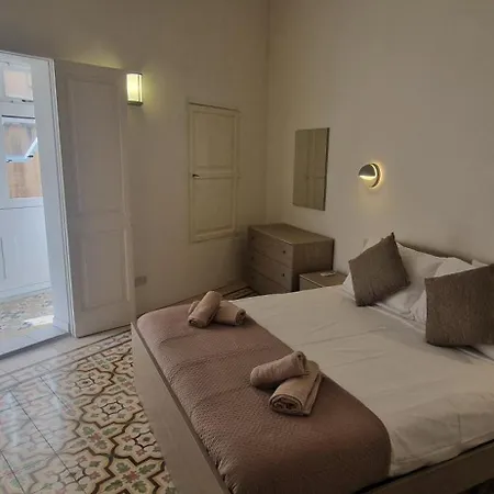 Townhouse In The Heart Of Rabat