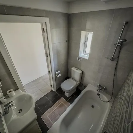 Townhouse In The Heart Of Ferienhaus