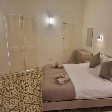 Townhouse In The Heart Of Case de vacanță