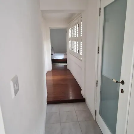 Townhouse In The Heart Of Nyaraló